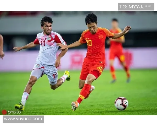 王伟专访：从青涩少年到网球巨星的成长与蜕变之路